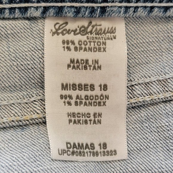 Levi Strauss Signature Vintage Denim Jean Shorts - Picture 15 of 16